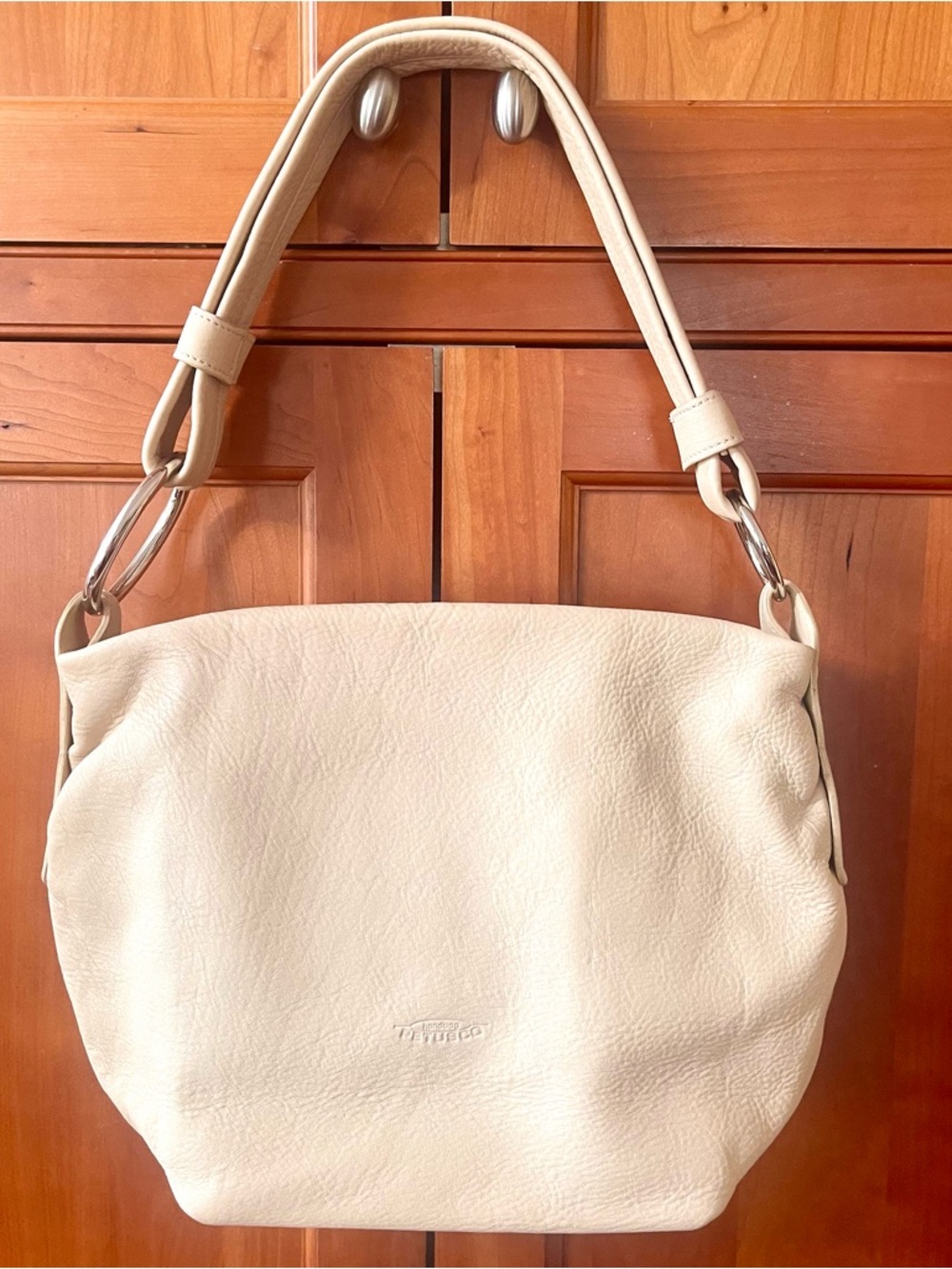 Petusco Genuine Leather Satchel & Shoulder Bag In Creamy Tan Color